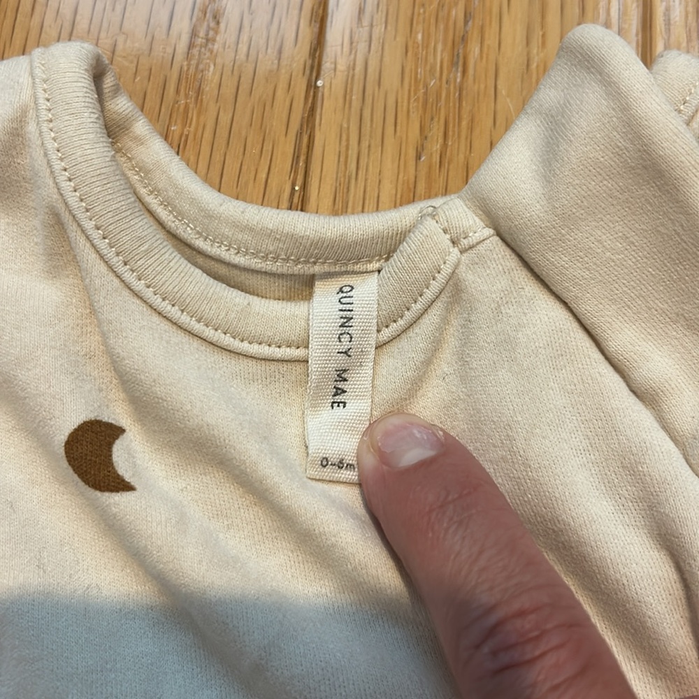 Quincy Mae Cream Sleep Sack with Brown Moon 0-6 months - Picture 2 of 7